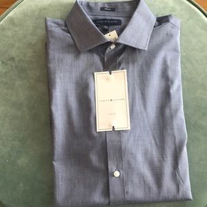 Tommy Hilfiger men’s dress shirt 161/2 34-35 L